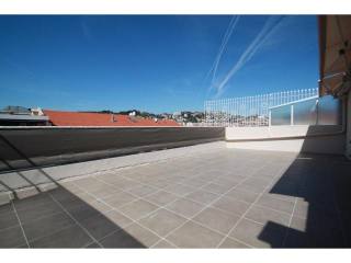 Beautiful modern two bed in Gambetta