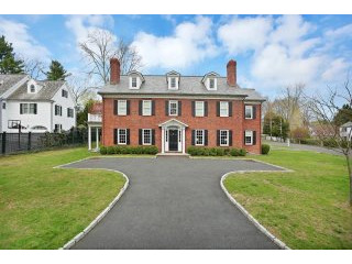 5 bedroom House For Sale: 180 Park..