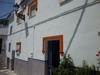 2 Bedrooms - Town House - Malaga - For..