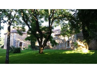 Ensemble Immobilier En Pierre Compose..
