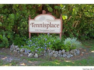 2 bedroom Condominium For Sale:..