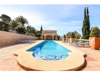 Superb luxury family villa