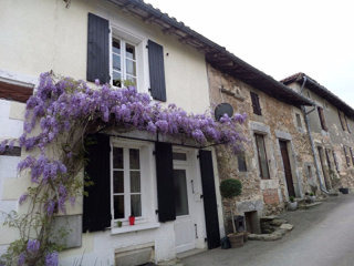 EC0874LC Row of Properties with..