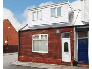 3 bedroom, End Of Terrace House house..