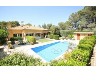 5 bedroom house for sale with a lovely..