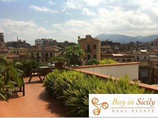 2 bedroom Apartment For Sale: Via..