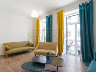 T4 Lisbon Apartment for Sale, Principe..