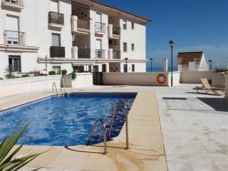 2 Bed Apartment for sale in Benalmadena