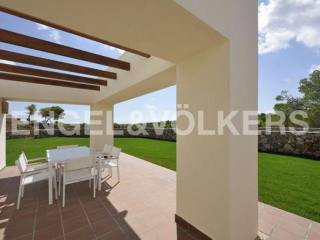 UNIQUE VILLA IN GOLF COURSE