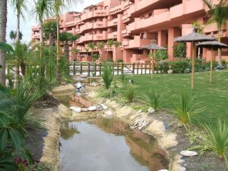 3 Bedrom Middle Floor Apartment