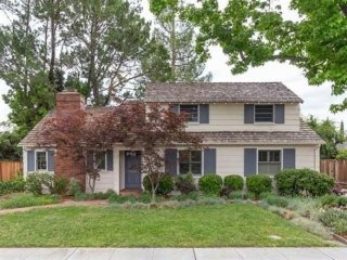 Charming Dutch Colonial home in palo..