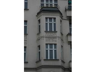 Freshly Renovated Altbau Apartments in..