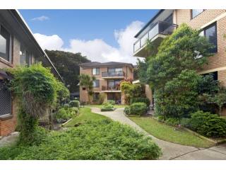 Conrad Beard Court - Independent Living..