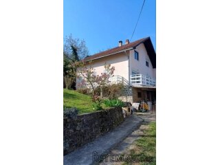 Prodajem kucu u Artiljevu,Sremska Kamenica,Novi Sad