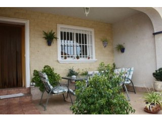 Townhouse for sale in Los Nietos