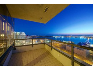 700 W E Street, 3401 San Diego..