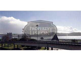 Luxury 4 Bedroom Lisbon Apartment with..