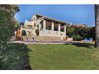 3 bedroom 3 bathroom detached villa in..