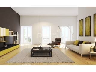 Block in a central and famous area in..