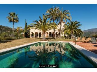 Villa for sale in Benahavis, Malaga..