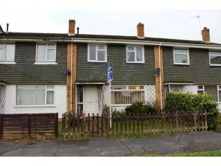 3 bedroom Property For Rent: Hayes..