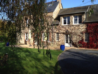Detached House with Landscaped Garden