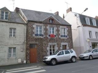 Cerences - House For Sale