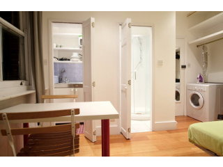 Studio near Putney Bridge station