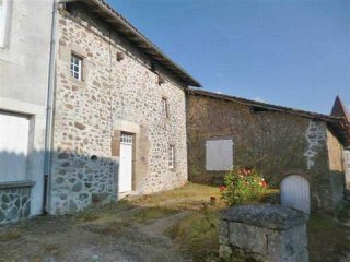 Stone House To Restore With 1160 M2 Of..