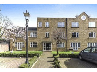 Property - London - For Sale