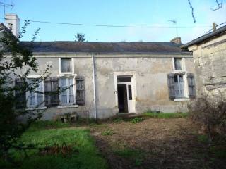 Country House, Habitable to Improve
