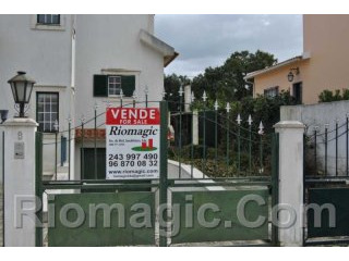 T3 - House