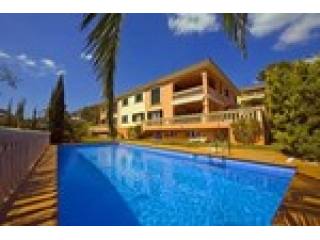 2 Bedrooms - Apartment - For Sale
