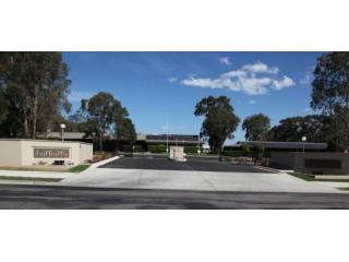 DESIGNER HOMES AVAILABLE - CHAIN VALLEY..