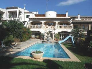 4 Bedrooms - House - Islas Baleares -..