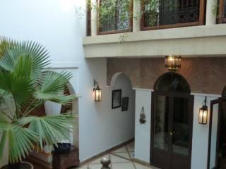Riad - 3Beds - 3 lounges - 3.5Baths -..