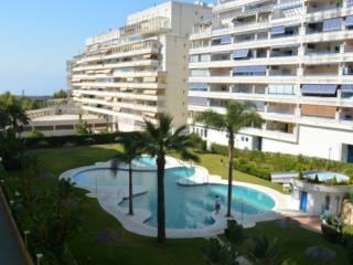 2 Bed Apartment for sale in Marbella