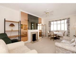 2 Bedrooms - Property - London - For..