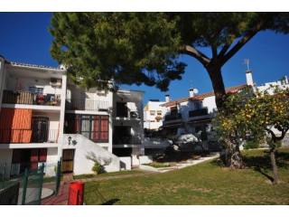 2 Bed Town House for sale in Marbella
