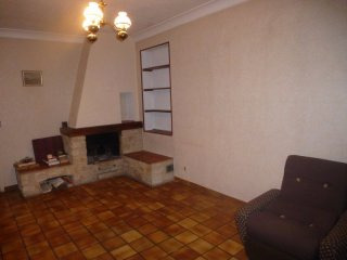 5 Bedrooms - Villa -..