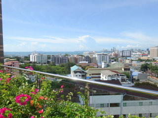 Top modern 2 bedroom penthouse condo at..
