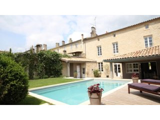 Stunning Town House with 5 Ensuite..