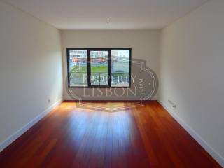2 Bedrooms - Apartment - LISBON - For..