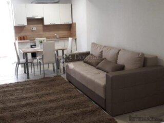 PRIMOŠTEN, prekrasan apartman na moru