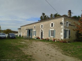 Renovated 3 Bedroomed Stone House