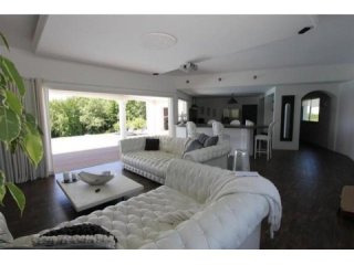 5 bedroom House For Sale: 31700..