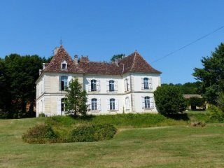 Dordogne-Perigord, Dans Un..