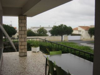 2 bedroom apartment in Vaux Sur Mer..