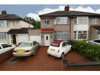 3 bedroom, Semi-detached House house..