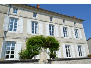 Magnificent Charentaise property with..